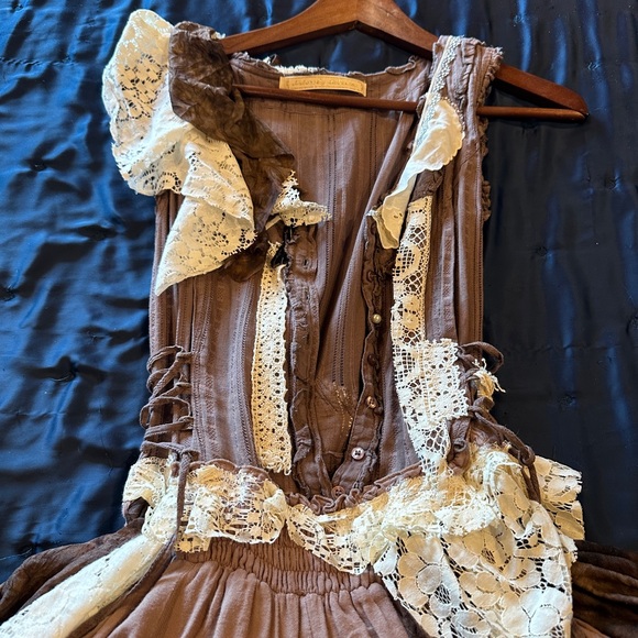 Vintage Brown and Cream Dress - Picture 3 of 5